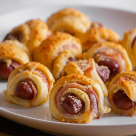 Garlic Parmesan Pigs in a Blanket - Recipe photo by JawnsICooked