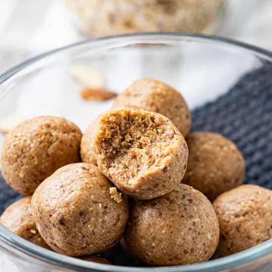 Almond Butter Protein Balls - Recipe photo by eatdessertsnack