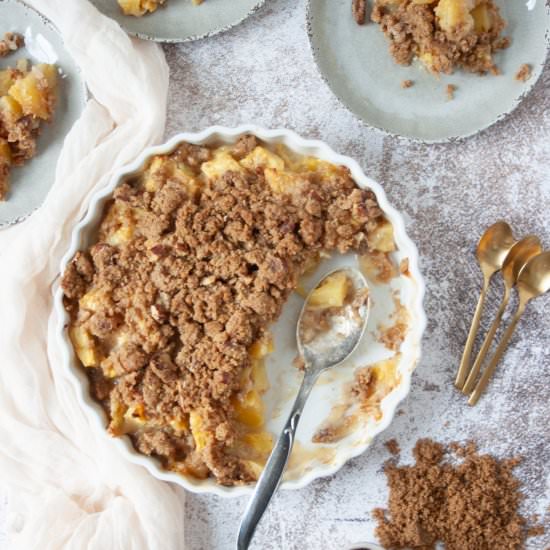Fresh pineapple crisp - Recipe photo by katethebaker