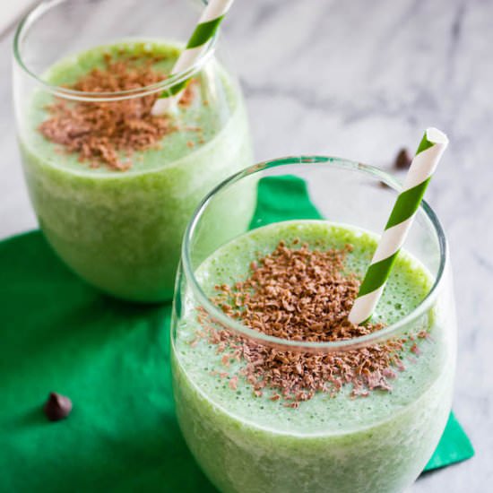 Healthy Shamrock Shakes - Recipe photo by justastasty
