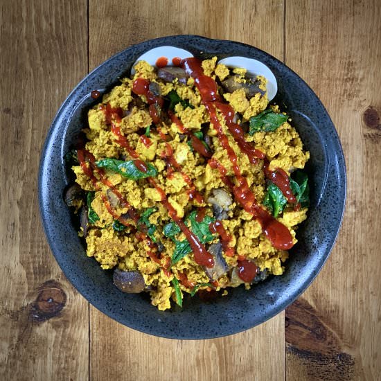 Easy Veggie Tofu Scramble - Recipe photo by WeMakePretty