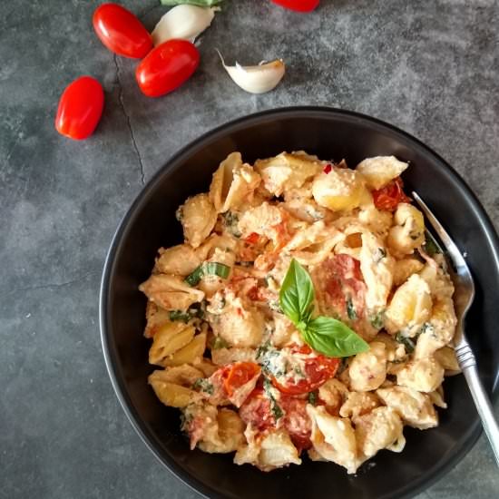 Baked Feta Pasta - Recipe photo by livingsmartandhealthy