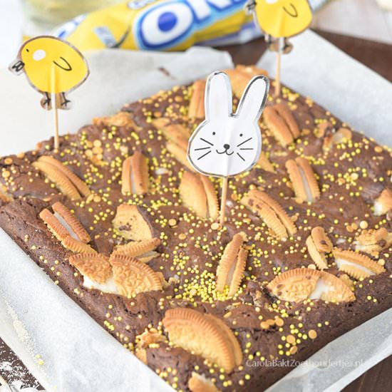 Best brownie with vanille oreo's - Recipe photo by zoethoudertje