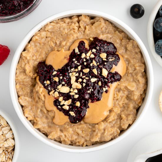 Peanut Butter and Jelly Oatmeal - Recipe photo by purelykaylie