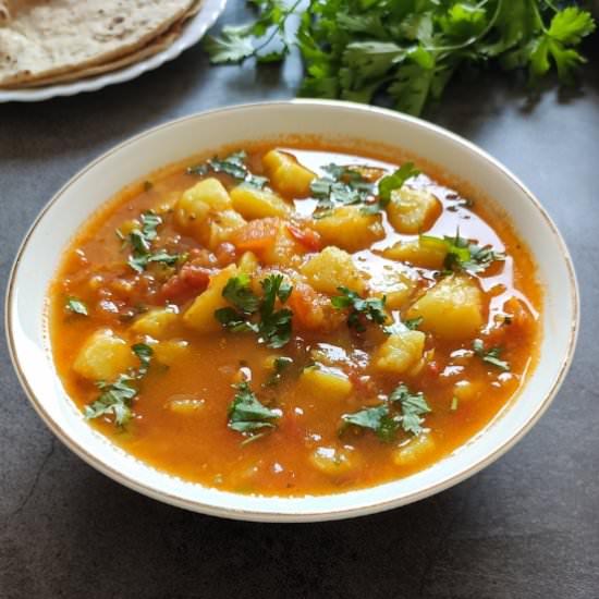 Indian potato curry - Recipe photo by greenbowl2soul