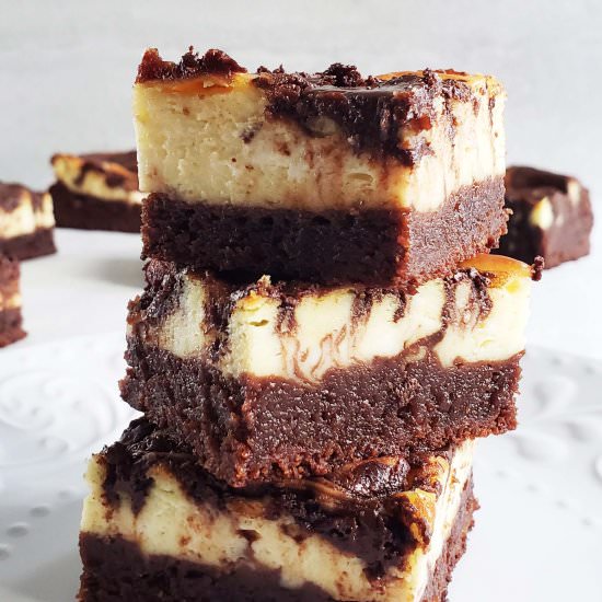 Nutella Cheesecake Brownies - Recipe photo by RaspberriesAndKohlrabi