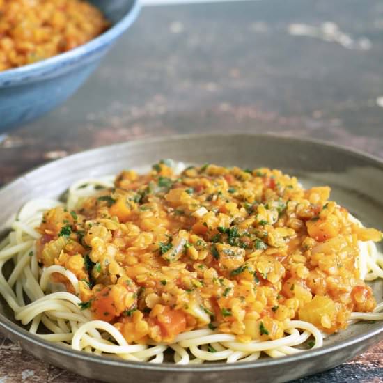 The best lentil bolognese - Recipe photo by Mandy Sneaky Veg