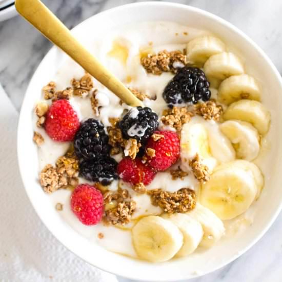 Homemade Vegan Greek Yogurt - Recipe photo by Darn Good Veggies