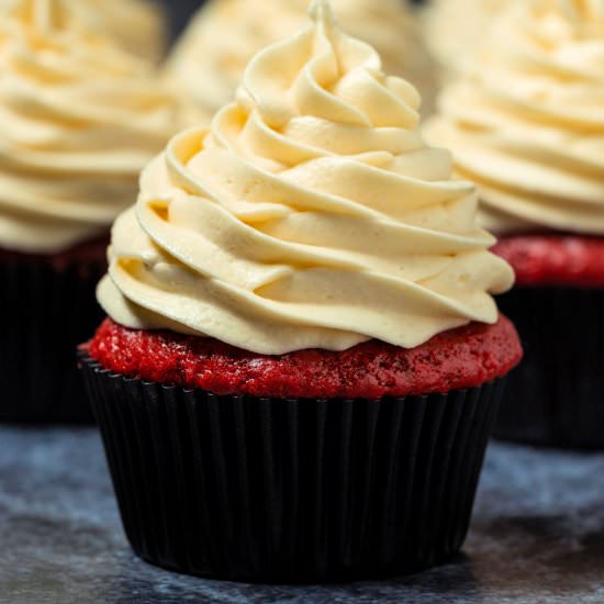 White Choc Cream Cheese Frosting - Recipe photo by gimmethatflavor