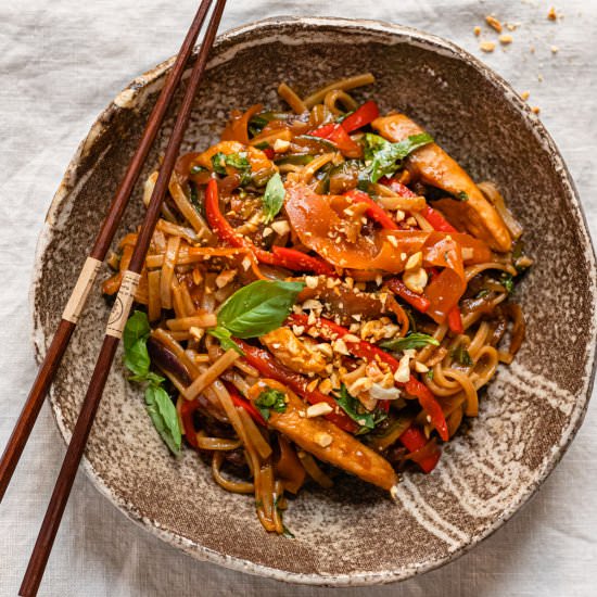 15 Minute Drunken Noodles - Recipe photo by Salted Mint