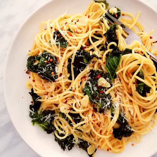 Garlic Kale Pasta - Recipe photo by Eats Delightful