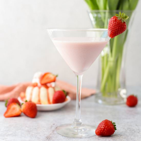 Strawberry Shortcake Martini - Recipe photo by SimplyMadeRecipes