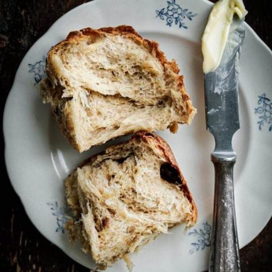 Overnight Sourdough Hot Cross Buns - Recipe photo by myvintagecooking