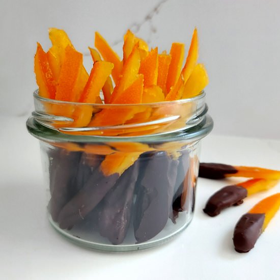 Chocolate Dipped Orange Peel - Recipe photo by Cooking and Cooking