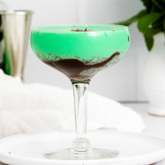 Grasshopper Cocktail - Recipe photo by CrayonsAndCravings