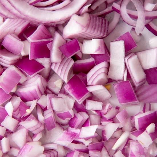 How to Cut an Onion - Recipe photo by wholefully