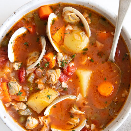 Manhattan Clam Chowder - Recipe photo by theforkedspoon