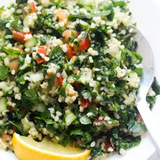 Lebanese Tabbouleh Salad Recipe - Recipe photo by Simshomekitchen
