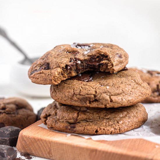 Espresso Chocolate Chip Cookies - Recipe photo by catherine.desserts