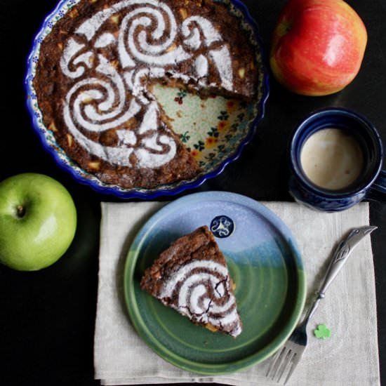 Apple Pie-Cake - Recipe photo by Runcible Eats