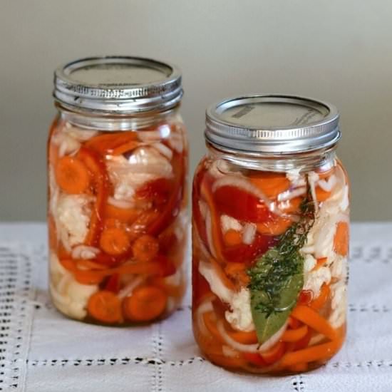 Simple Fermented Giardiniera - Recipe photo by Emillie