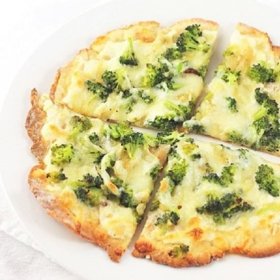 flatbread white broccoli pizza - Recipe photo by nowcookthis