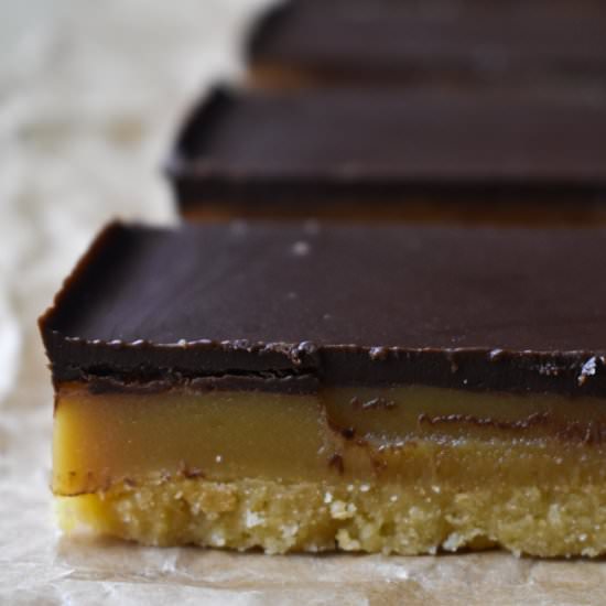 No Bake Caramel Slice - Recipe photo by bakewithamy