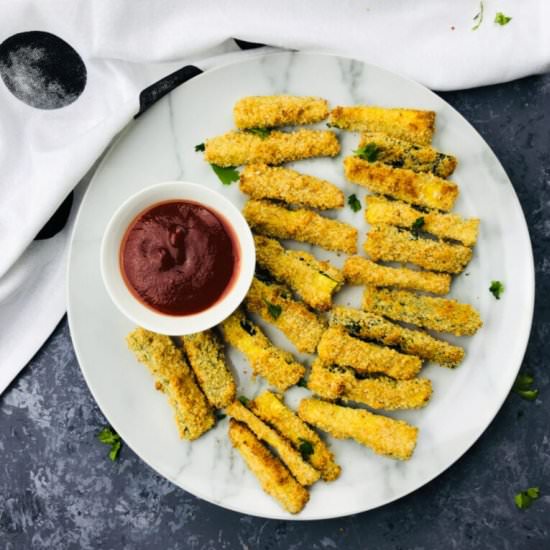 Vegan baked zucchini fries - Recipe photo by spicytamarind