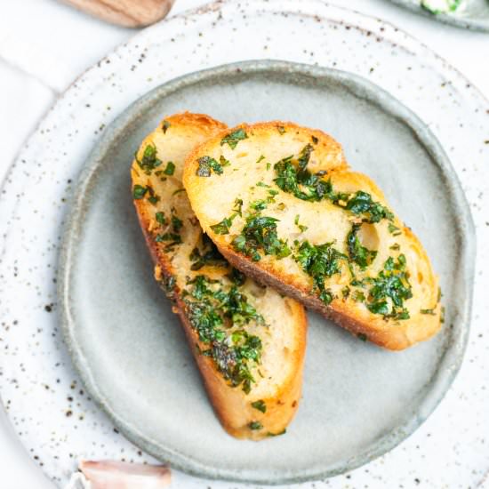 Air Fryer Garlic Bread - Recipe photo by Mrs Jones Kitchen