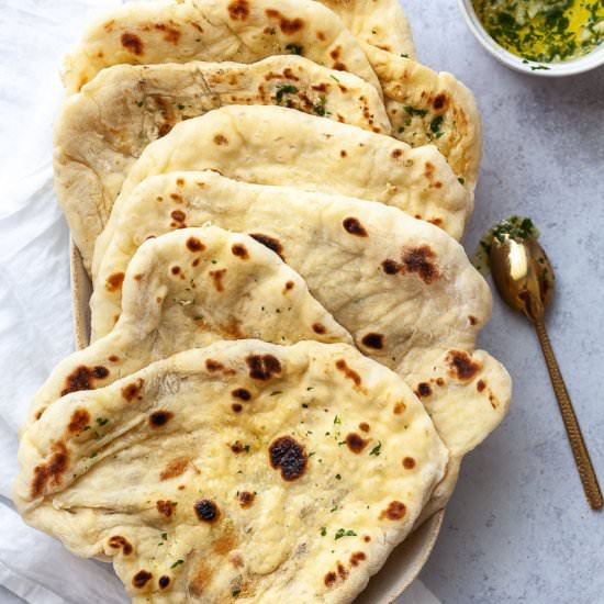 Homemade Vegan Garlic Naan Bread - Recipe photo by vibrantplate