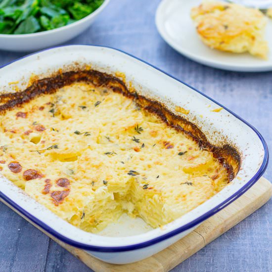 Easy Dauphinoise Potatoes - Recipe photo by easypeasyfoodie