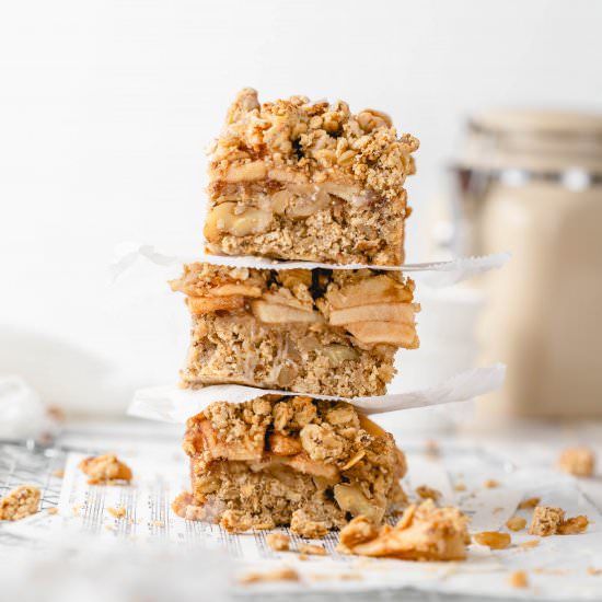 Vegan Apple Crumble Bars - Recipe photo by TheChestnutBakery
