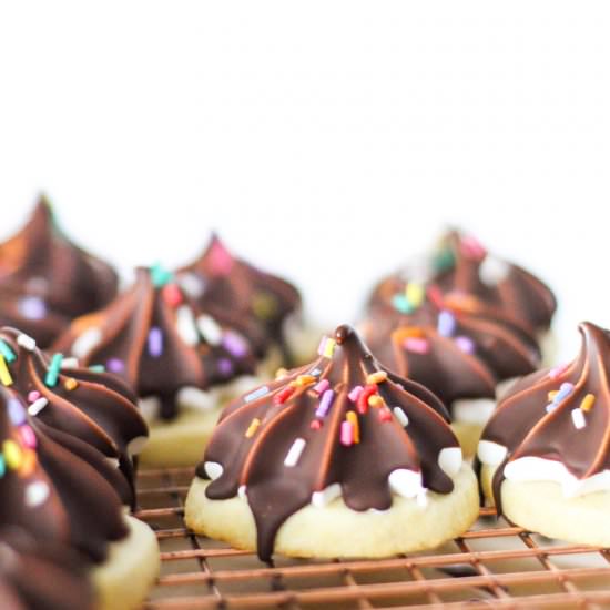 Chocolate Marshmallow Cookies - Recipe photo by DoughEyedBlog
