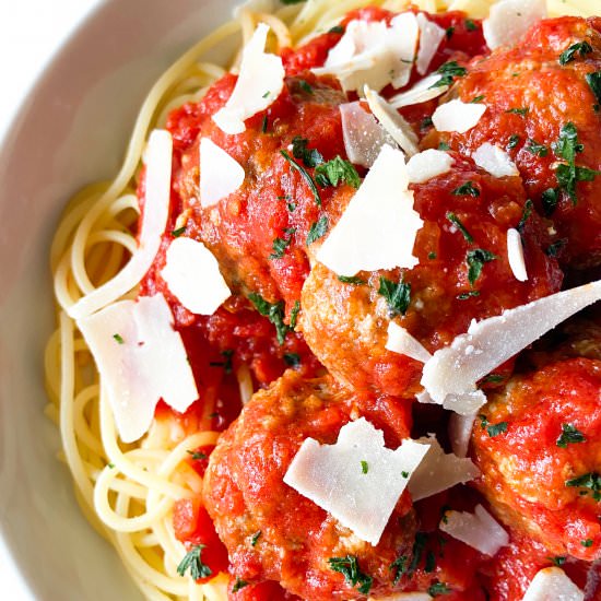 Easy Beef Meatball Recipe - Recipe photo by Sugarylogic