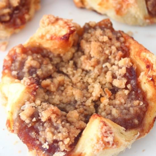 Apple Danish recipe - Recipe photo by Easy Peasy Creative Ideas
