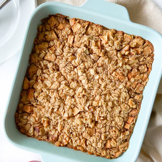 Baked Apple Oatmeal - Recipe photo by Sugarylogic