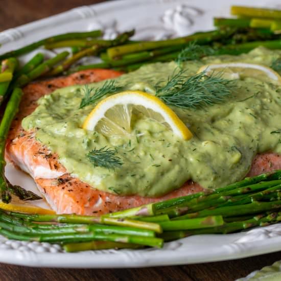 Salmon with Avocado Sauce - Recipe photo by Healthy World Cuisine