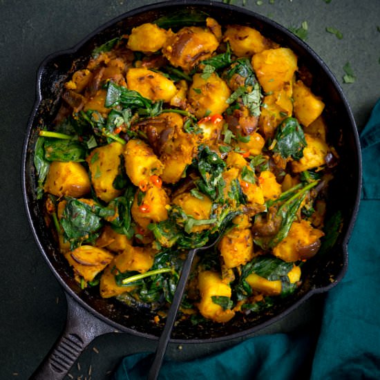Saag Aloo - Recipe photo by KitchenSanctuary