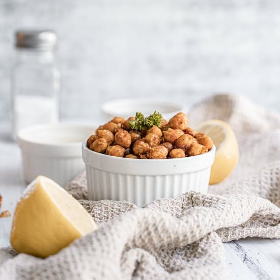 spicy roasted chickpeas - Recipe photo by hillcitybride