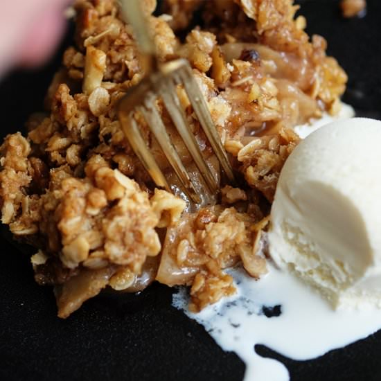 Baked Apple Crisp - Recipe photo by BearNakedFood