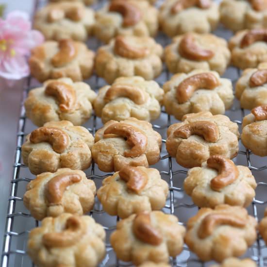 Cashew Cookies - Recipe photo by BearNakedFood