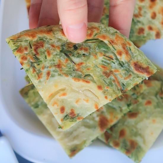 Wild Field Garlic Pancakes - Recipe photo by veryveganval
