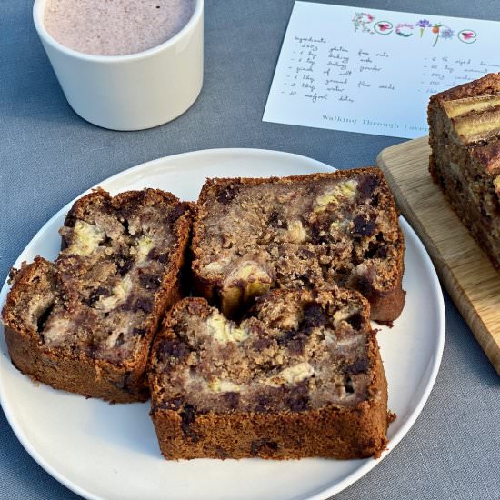 Vegan Chocolate Banana Bread - Recipe photo by lavender_nina
