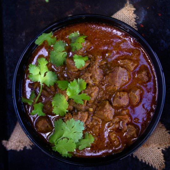 INSTANT POT BEEF CURRY - Recipe photo by nishkitchen