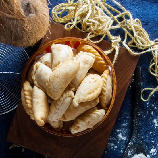 Mawa Gujiya Recipe - Recipe photo by Puja