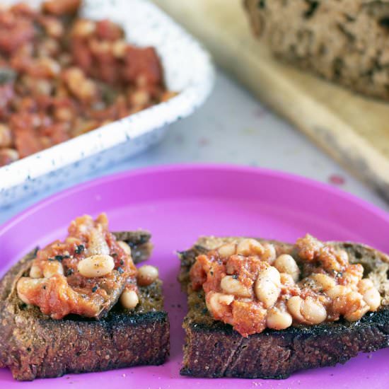 Smoky baked beans - Recipe photo by Mandy Sneaky Veg