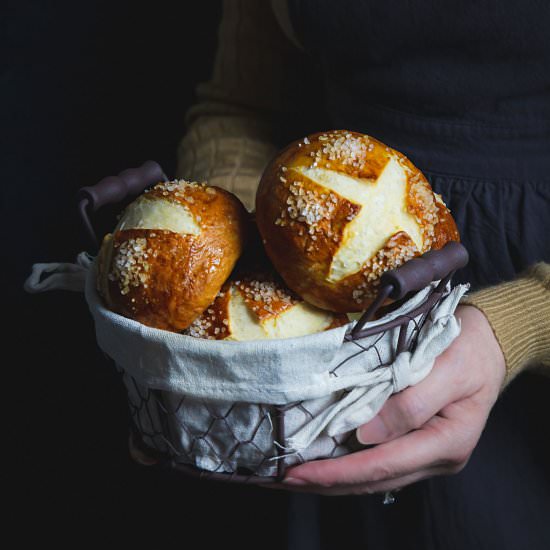 Easy Bavarian Pretzel Rolls - Recipe photo by allthatsjas