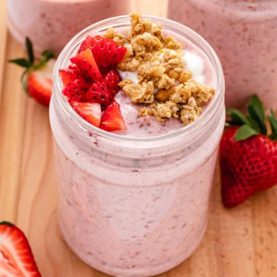 Strawberry Overnight Oats - Recipe photo by Three Little Chickpeas