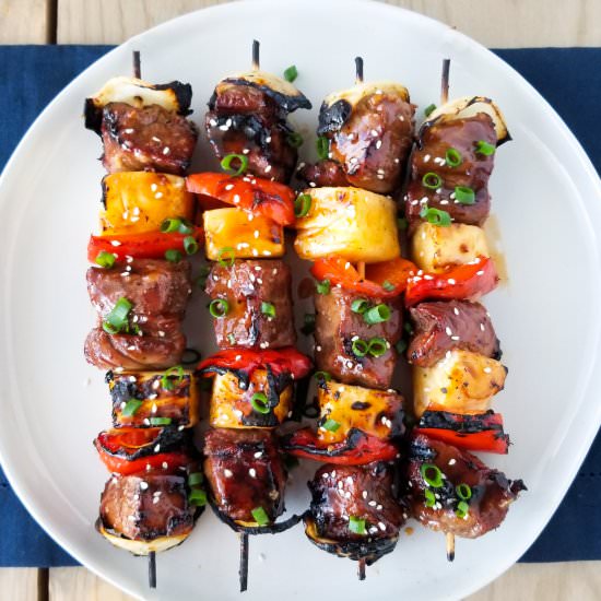hawaiian beef skewers - Recipe photo by amandacooksandstyles