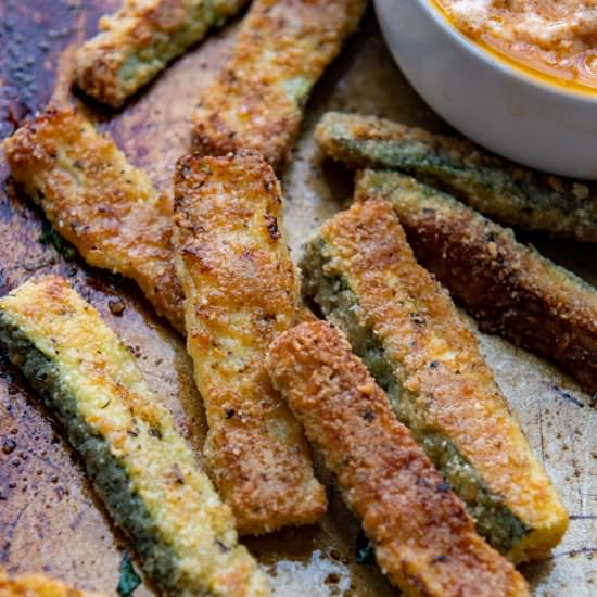 Zucchini Fries - Recipe photo by MamaGourmand